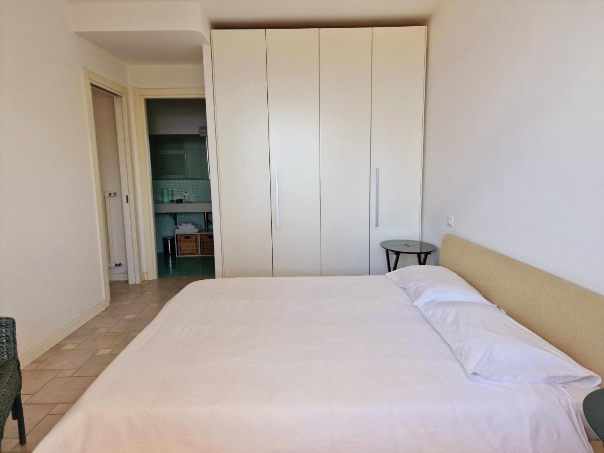 Appartamento In Villa Mimosa Cervo Luaran gambar