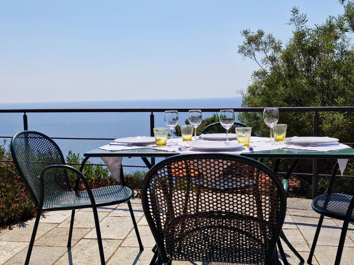 Appartamento In Villa Mimosa Cervo Luaran gambar